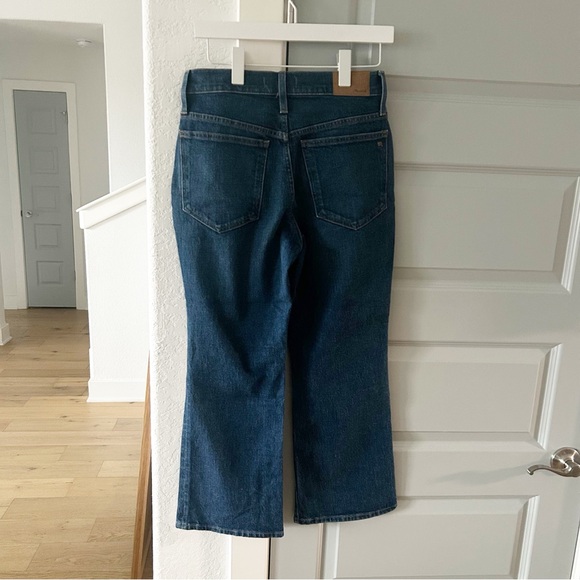 NWT Madewell The Petite Perfect Vintage Flare Crop Jeans in Corgan Wash - Picture 3 of 4